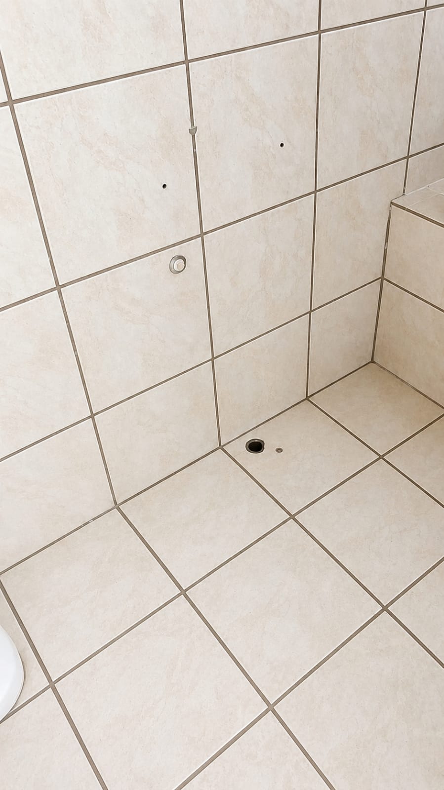 After Clean Bathroom Tiles